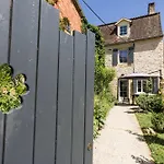 Le Trèfle à Quatre Feuilles Hotel