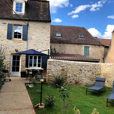 Hotel Le Trefle A Quatre Feuilles 3*