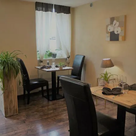 Le Trefle A Quatre Feuilles 3*